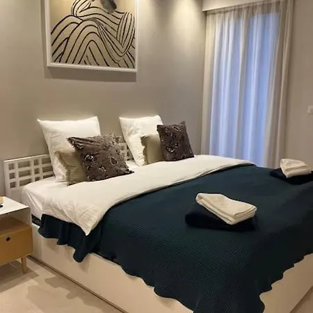 Before Making A Reservation Request, Must Read Profile Host Section At Bottom Of Page, Otherwise Your Request Will Be Refused # Luxury In # Apartmán *