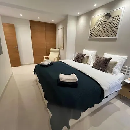 Before Making A Reservation Request, Must Read Profile Host Section At Bottom Of Page, Otherwise Your Request Will Be Refused # Luxury In # Apartamento